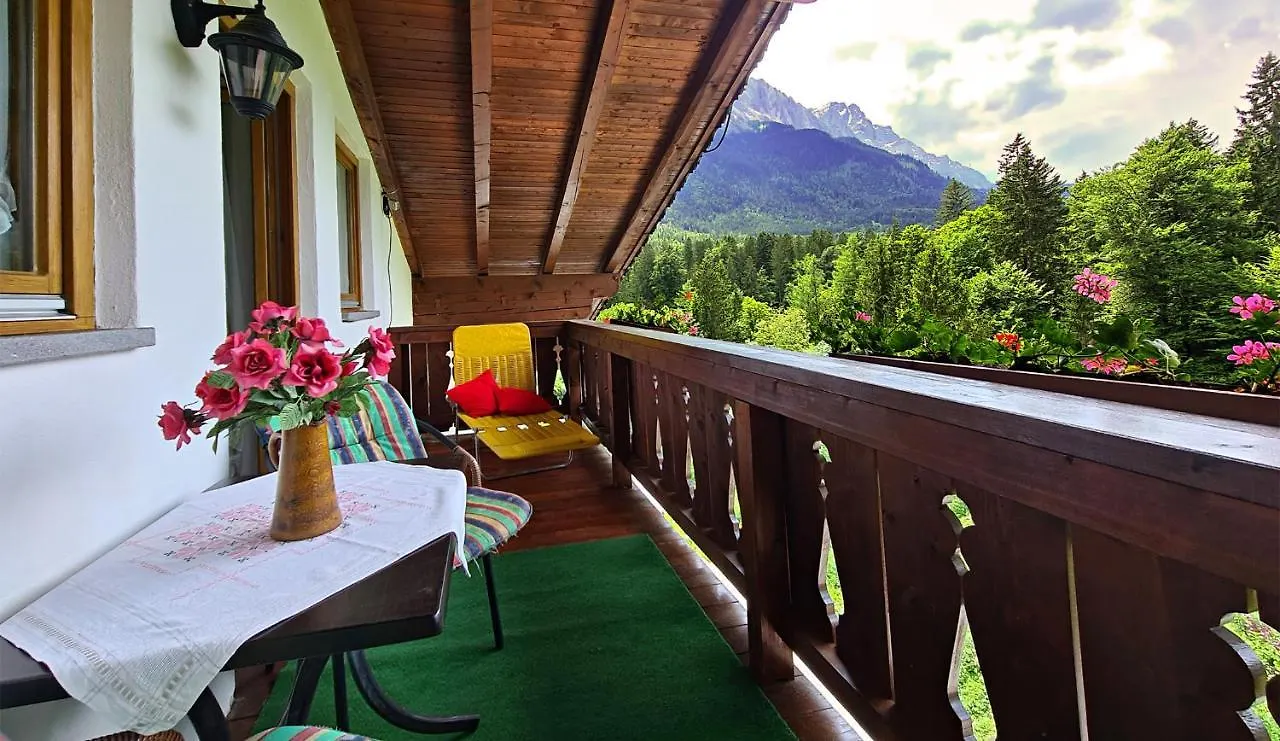 Vakantiehuis Alpenchalet Zum Jeremia Grainau Duitsland