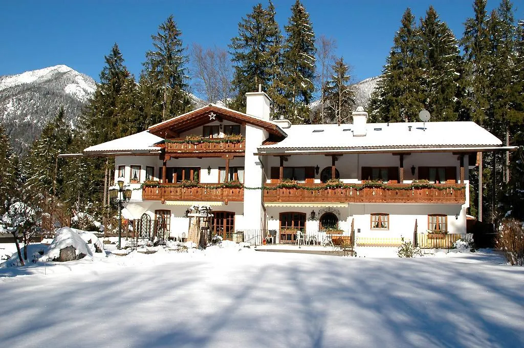 Alpenchalet Zum Jeremia Grainau 0*,  Germany