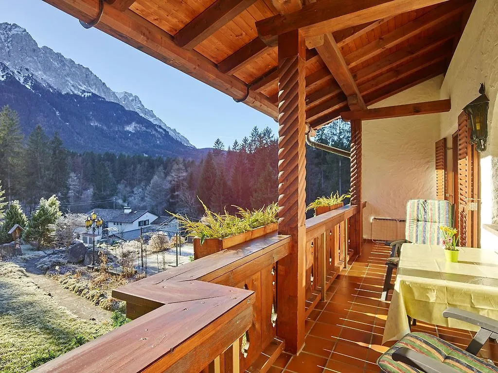 Vakantiehuis Alpenchalet Zum Jeremia Grainau