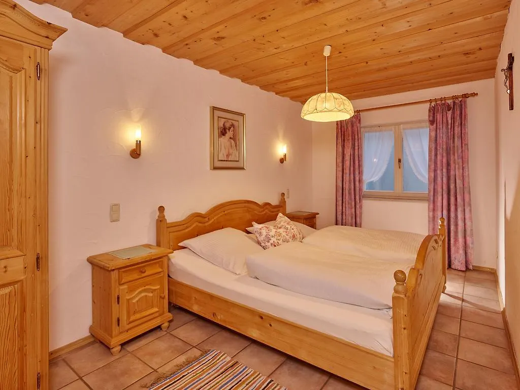 Holiday home Alpenchalet Zum Jeremia Grainau